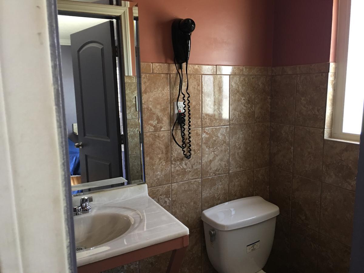 One Ten Motel Λος Άντζελες Εξωτερικό φωτογραφία