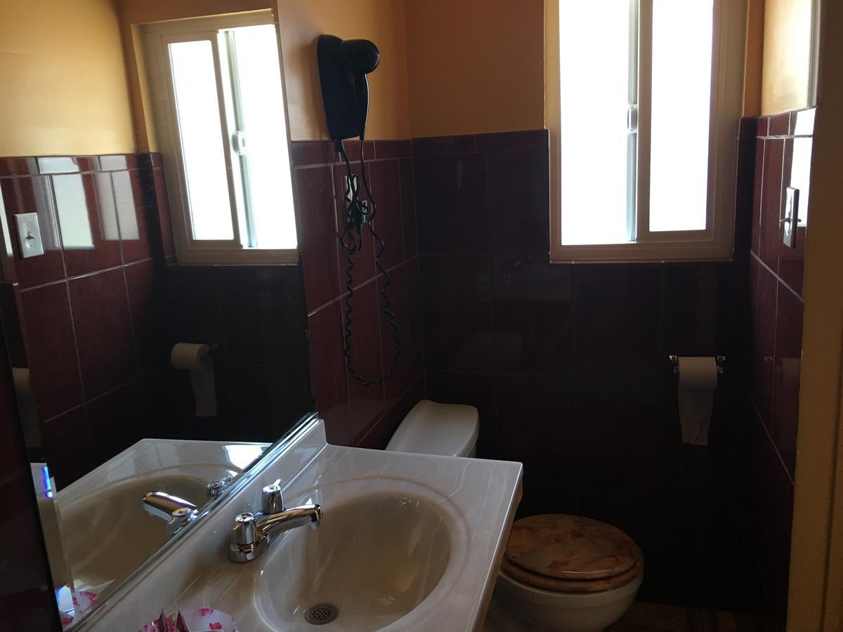 One Ten Motel Λος Άντζελες Εξωτερικό φωτογραφία